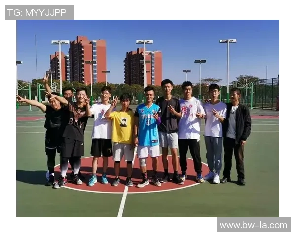 南京篮球队的默契配合揭秘与战术分析带你领略篮球魅力 南京篮球队的默契配合揭秘与战术分析带你领略篮球魅力