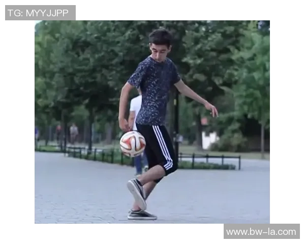 南京滑板队区域防守战术解析与实战应用探讨 南京滑板队区域防守战术解析与实战应用探讨