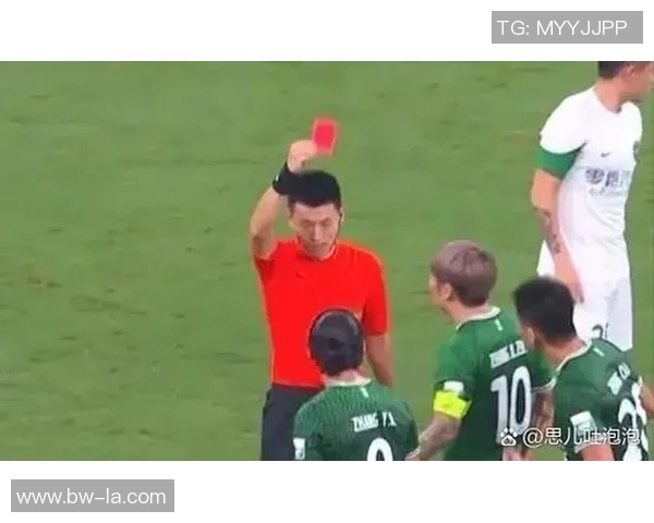 南京网球队实力引发热议球迷观点分歧引发关注与讨论