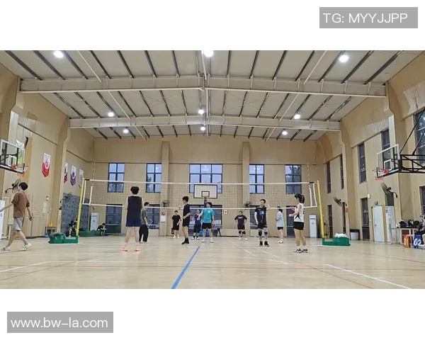 广州排球队防守分析:优缺点与未来改进方向探讨 广州排球队防守分析:优缺点与未来改进方向探讨