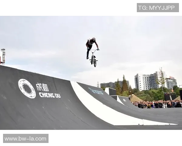 广州街舞队在极限运动会中的速度表现点评与精彩瞬间回顾