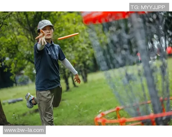 飞盘盛宴：深入了解深圳飞盘队的训练与比赛状态